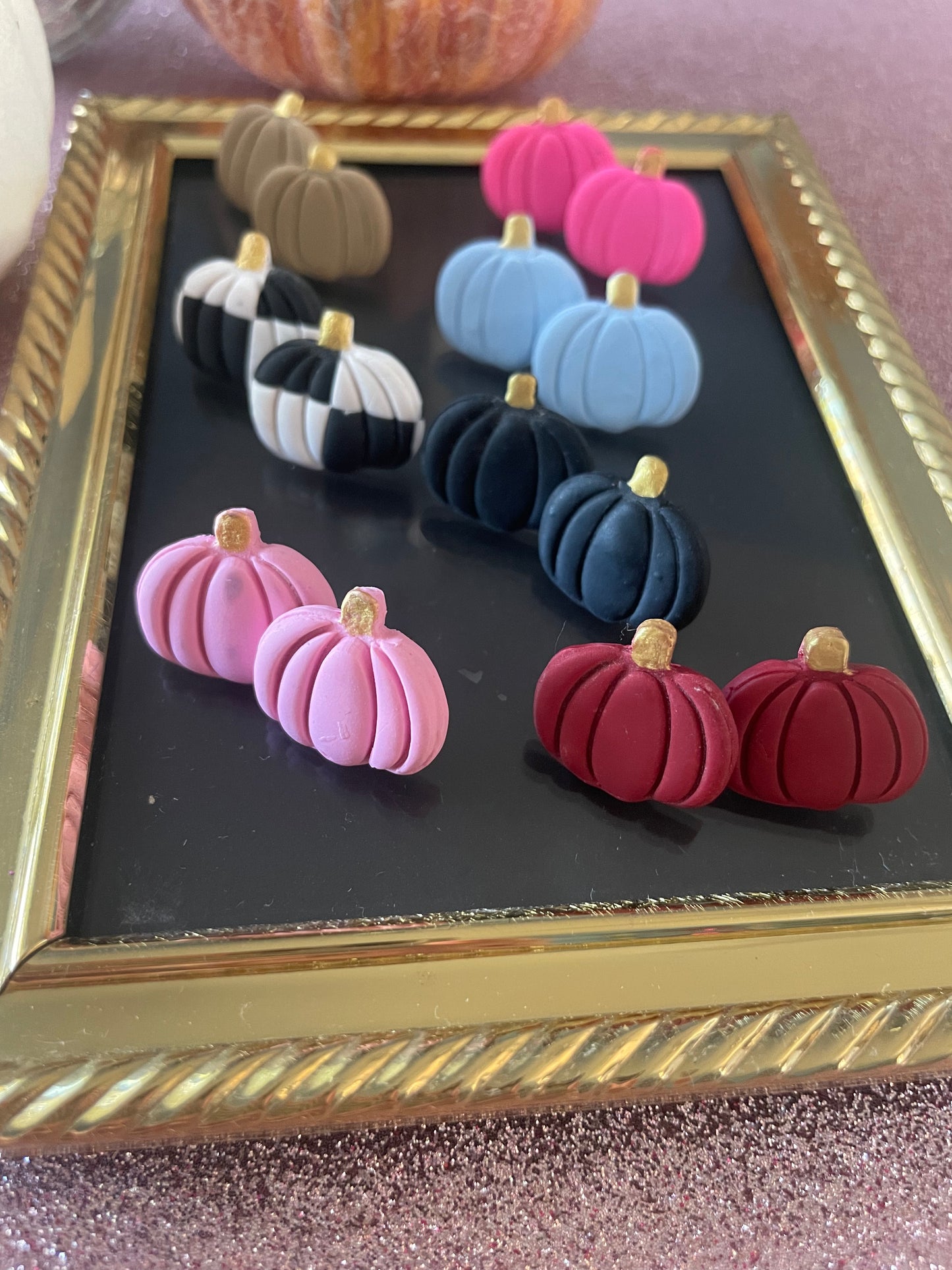 Pumpkin studs