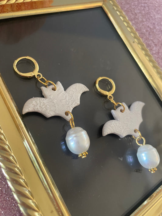 Pearl Bats